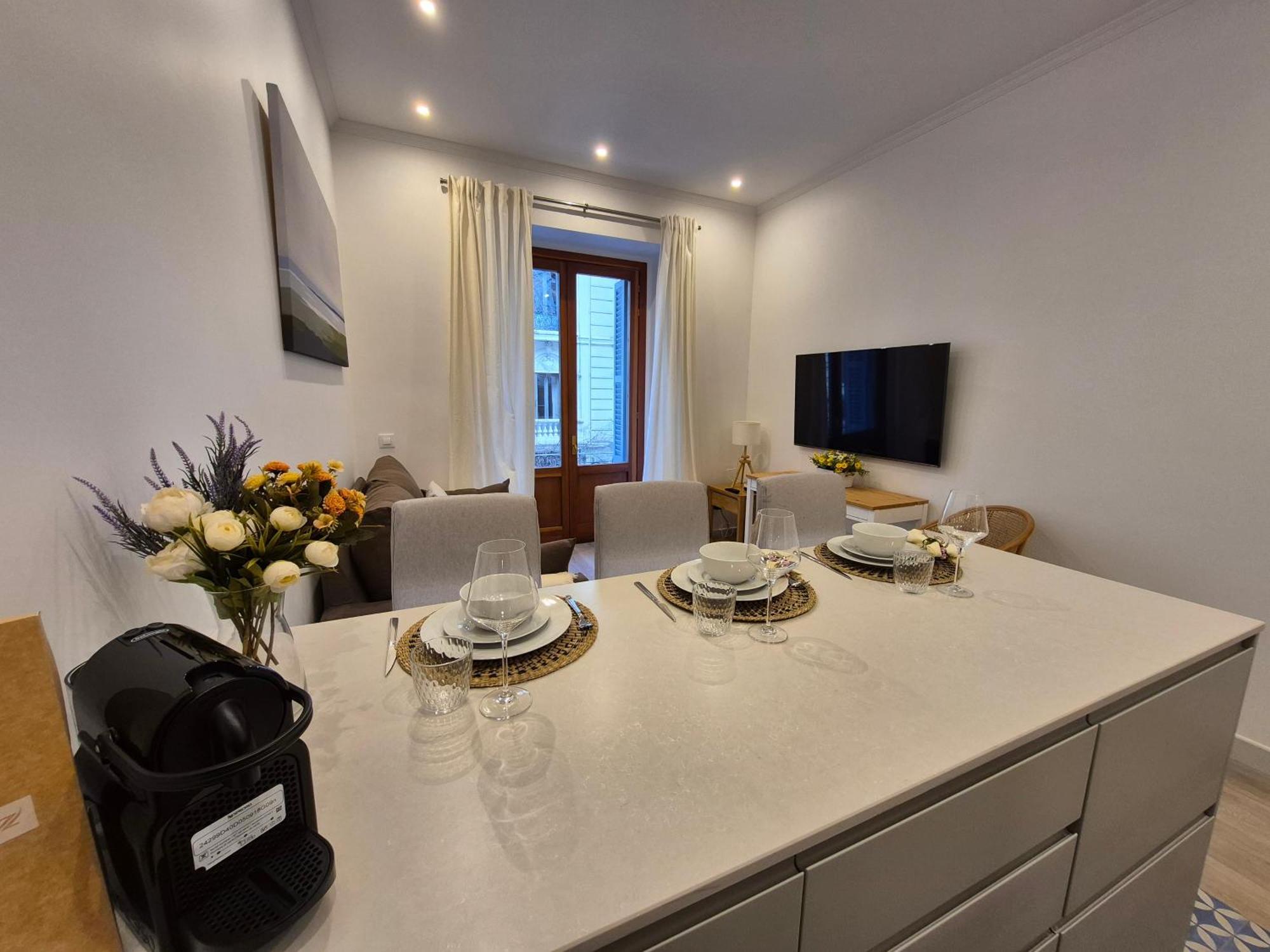 Apartamentos Plaza De Espana مدريد المظهر الخارجي الصورة