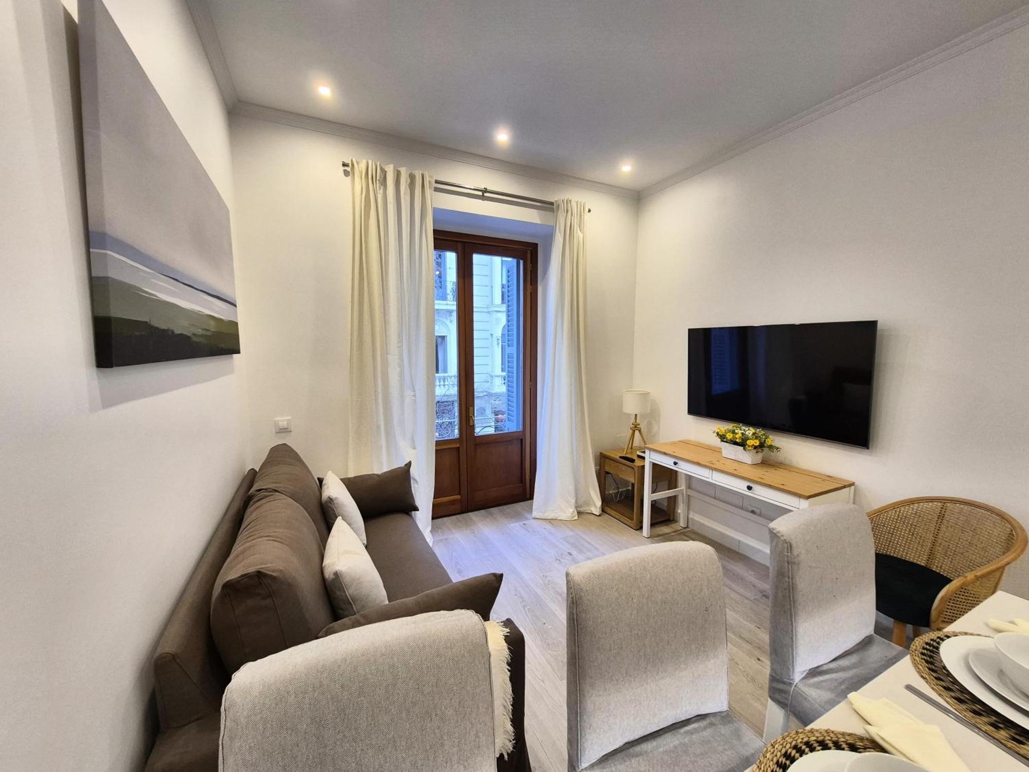 Apartamentos Plaza De Espana مدريد المظهر الخارجي الصورة