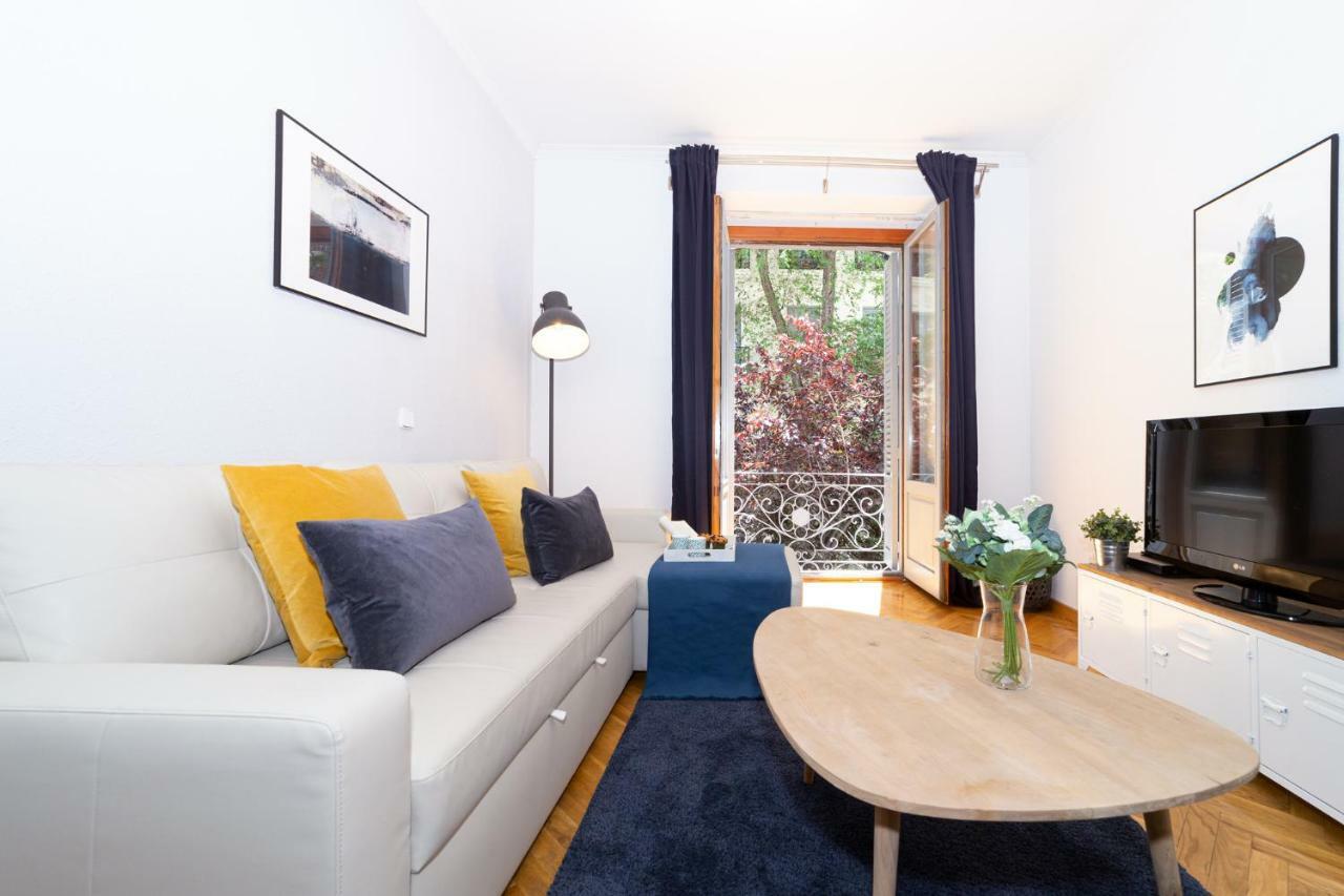 Apartamentos Plaza De Espana مدريد المظهر الخارجي الصورة