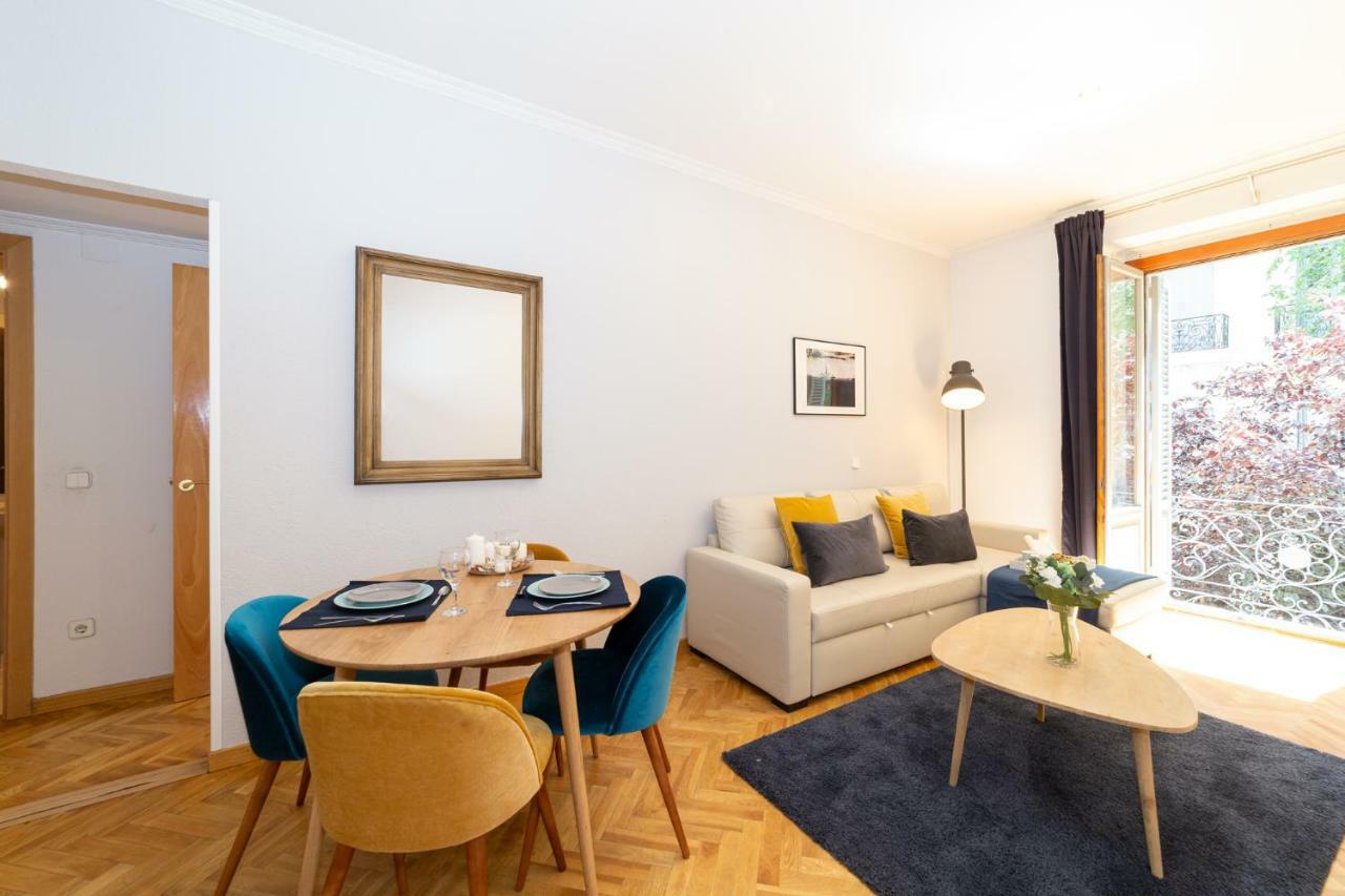 Apartamentos Plaza De Espana مدريد المظهر الخارجي الصورة